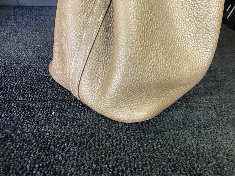 2021年　Z番（ブランドバッグ）の商品画像 - 査定依頼日：2026年3月15日 - 最高査定価格：380,000円