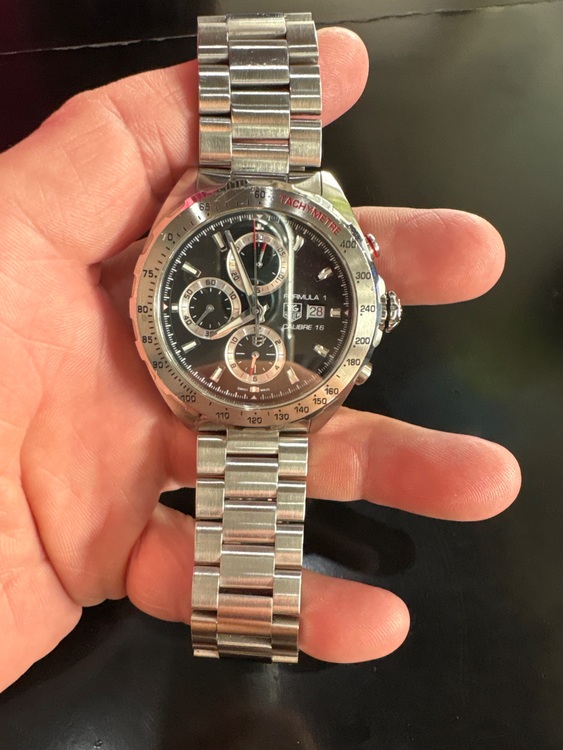 タグホイヤー フォーミュラ caz2010-0 wuu792（高級時計）の商品画像 - 査定依頼日：2025年6月28日 - 最高査定価格：140,000円