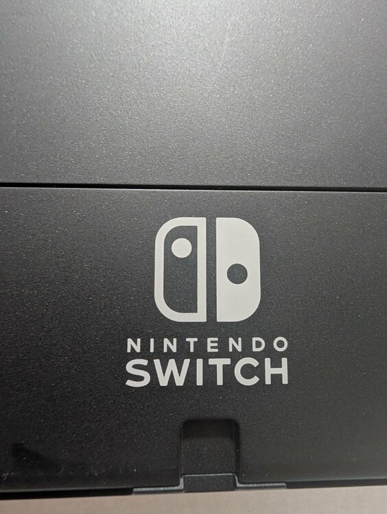 Switch有機ELモデル（ゲーム機本体・ゲームソフト）の商品画像 - 査定依頼日：2026年8月9日 - 最高査定価格：23,500円