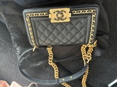 シャネル ボーイシャネル （ブランドバッグ）の商品画像 - 査定依頼日：2024年10月8日 - 最高査定価格：550,000円