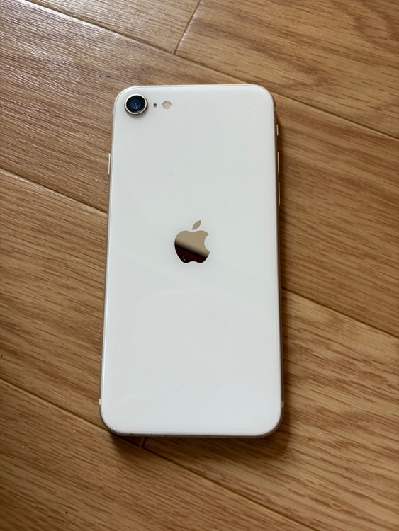 iPhone SE (第 3 世代) 64GB Softbank（スマホ）の商品画像 - 査定依頼日：2026年2月10日 - 最高査定価格：35,000円