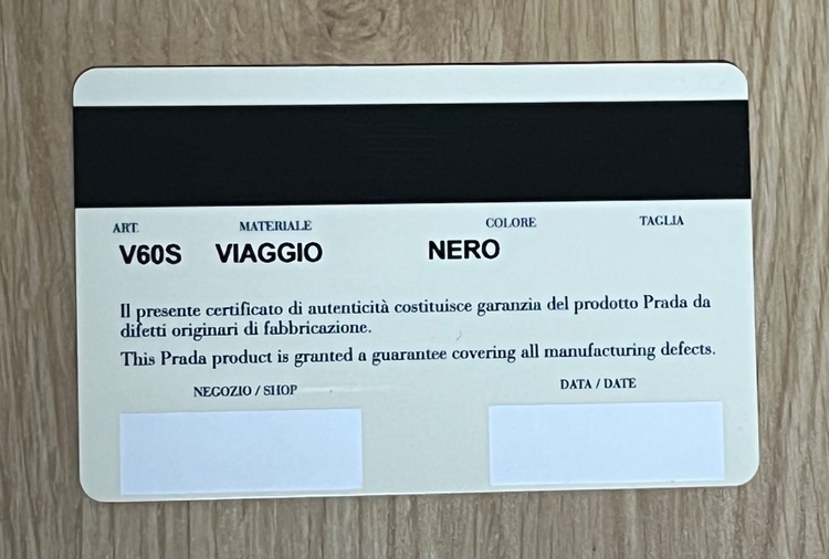 プラダ  （ブランドバッグ）の商品画像 - 査定依頼日：2025年11月25日 - 最高査定価格：30,000円