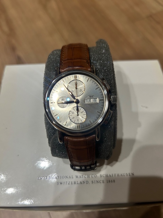 IWC ポルトフィーノ h（高級時計）の商品画像 - 査定依頼日：2026年4月15日 - 最高査定価格：420,000円