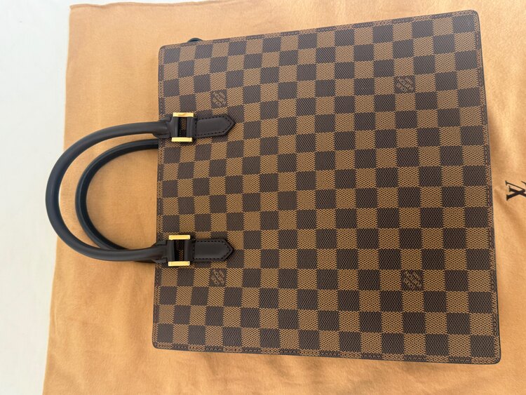 ルイヴィトン ダミエ （ブランドバッグ）の商品画像 - 査定依頼日：2025年3月9日 - 最高査定価格：90,000円