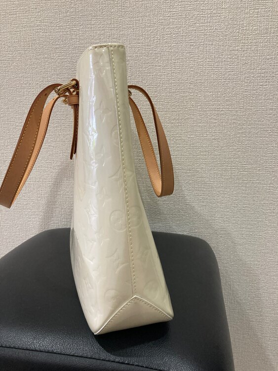 ヴェルニ（ブランドバッグ）の商品画像 - 査定依頼日：2025年5月18日 - 最高査定価格：30,000円