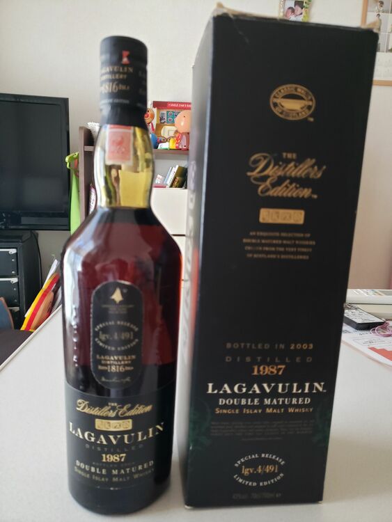 ラガヴーリン（お酒）の商品画像 - 査定依頼日：2025年10月23日 - 最高査定価格：44,000円