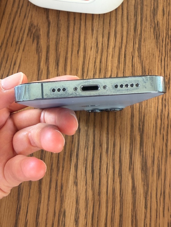 iPhone 13 Pro 256GB SIMフリー（スマホ）の商品画像 - 査定依頼日：2026年2月5日 - 最高査定価格：68,000円