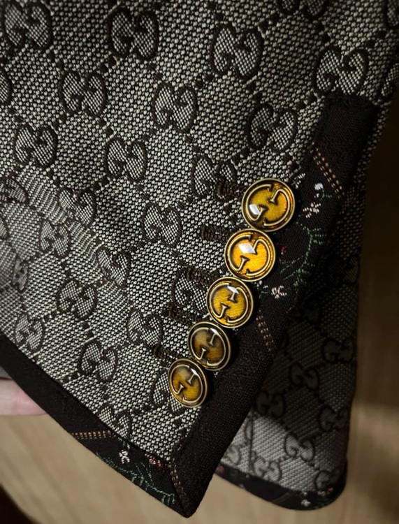 ジャケット（古着・ファッション）の商品画像 - 査定依頼日：2025年9月5日 - 最高査定価格：60,000円