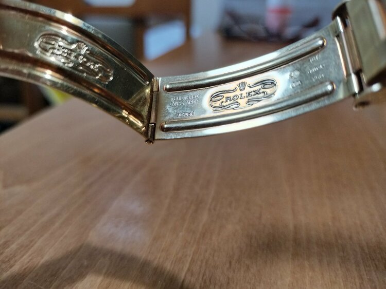 18k 青サブ（高級時計）の商品画像 - 査定依頼日：2026年1月8日 - 最高査定価格：4,000,000円