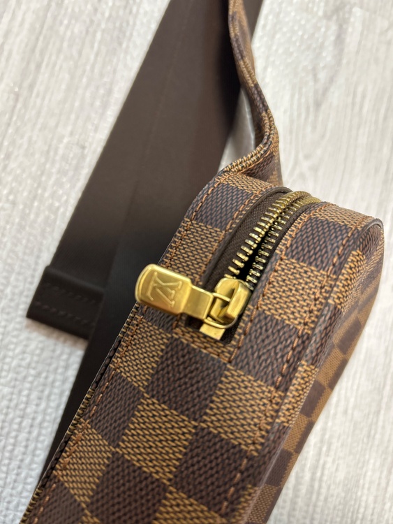 ジェロニモス（ブランドバッグ）の商品画像 - 査定依頼日：2026年1月22日 - 最高査定価格：80,000円