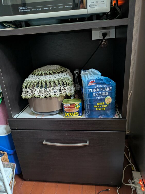 食器棚（家具・寝具）の商品画像 - 査定依頼日：2026年1月21日 - 最高査定価格：3,000円