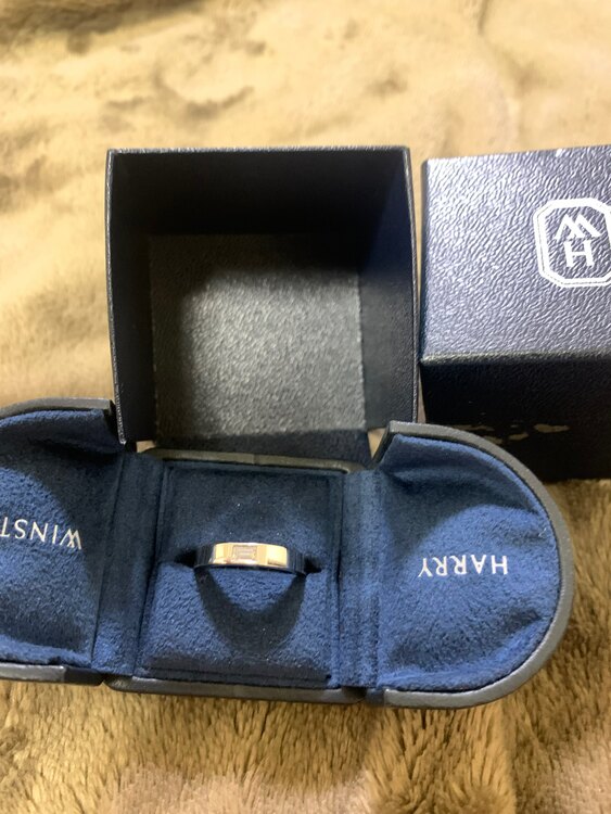 ハリーウィンストン（宝石）の商品画像 - 査定依頼日：2025年3月23日 - 最高査定価格：70,000円