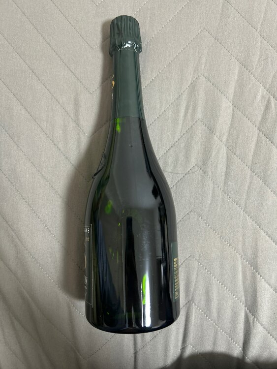 サロン（お酒）の商品画像 - 査定依頼日：2025年4月30日 - 最高査定価格：111,000円