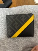 フェンディ  （ブランドバッグ）の商品画像 - 査定依頼日：2025年4月9日 - 最高査定価格：10,000円