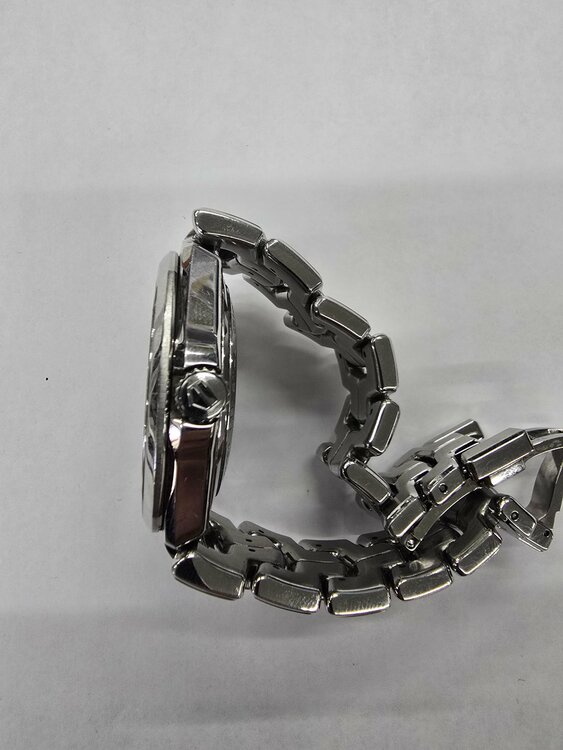 タグホイヤー リンク WBC211（高級時計）の商品画像 - 査定依頼日：2026年3月11日 - 最高査定価格：150,000円