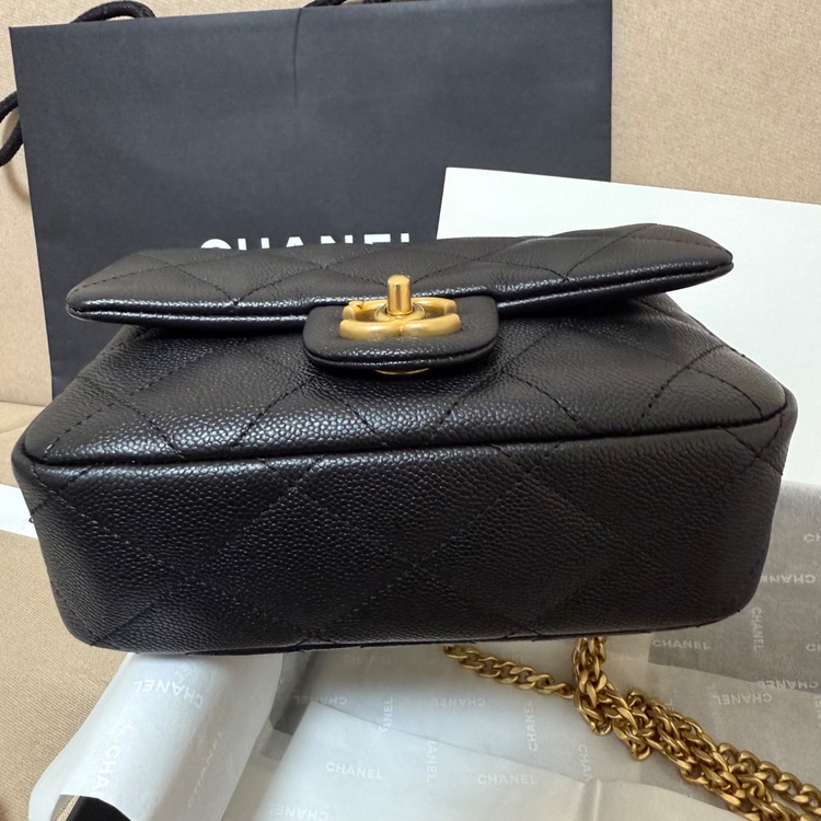 ミニマトラッセ20（ブランドバッグ）の商品画像 - 査定依頼日：2025年10月26日 - 最高査定価格：650,000円