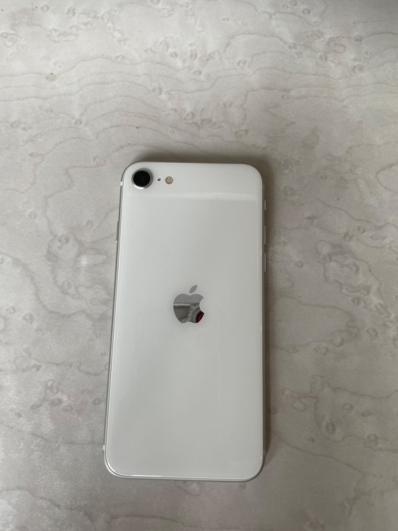iPhoneSE 64GB Softbank（スマホ）の商品画像 - 査定依頼日：2026年4月20日 - 最高査定価格：6,000円