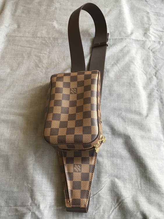 ジェロニモス（ブランドバッグ）の商品画像 - 査定依頼日：2022年9月18日 - 最高査定価格：60,000円