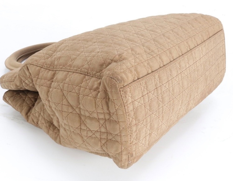 カナージュ レディディオール RU0948（ブランド財布・小物）の商品画像 - 査定依頼日：2026年2月23日 - 最高査定価格：35,000円