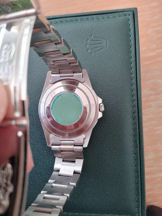 ロレックス GMTマスター 16700（高級時計）の商品画像 - 査定依頼日：2025年2月27日 - 最高査定価格：1,610,000円