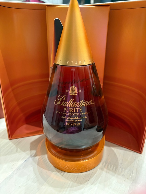 Ballantine's（お酒）の商品画像 - 査定依頼日：2025年11月12日 - 最高査定価格：100,000円