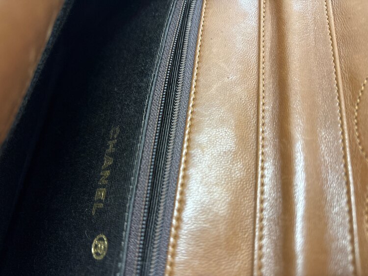 0311403（ブランドバッグ）の商品画像 - 査定依頼日：2025年3月28日 - 最高査定価格：150,000円