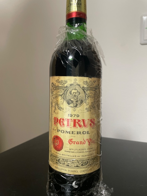 ワイン シャトー・ペトリュス （お酒）の商品画像 - 査定依頼日：2025年8月28日 - 最高査定価格：124,000円