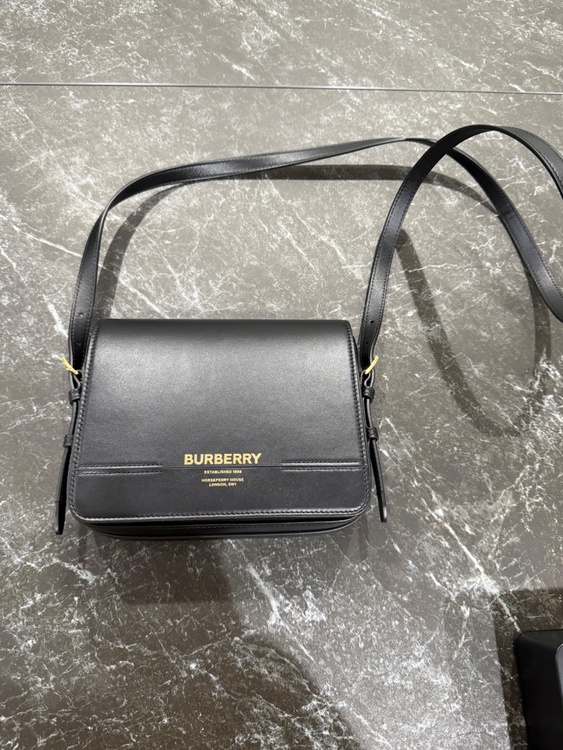 Burberry（ブランドバッグ）の商品画像 - 査定依頼日：2026年1月16日 - 最高査定価格：20,000円