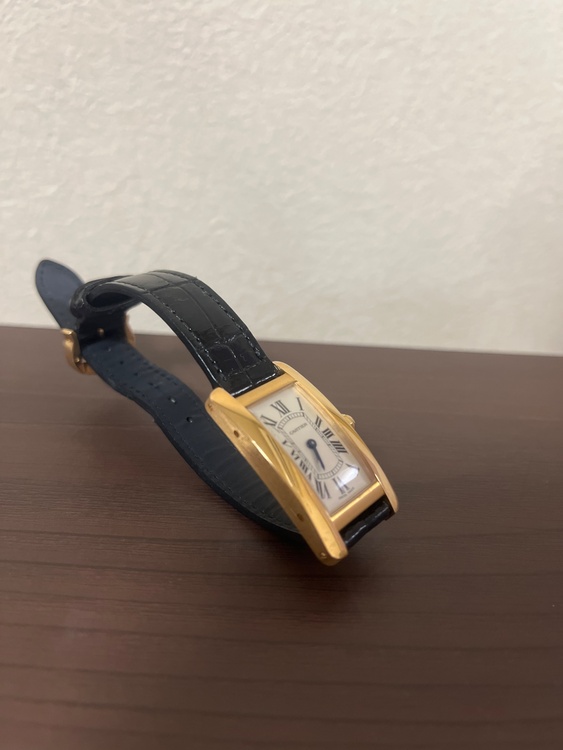 カルティエ タンク タンクアメリカンSMピンクごーると（高級時計）の商品画像 - 査定依頼日：2026年4月2日 - 最高査定価格：1,780,000円