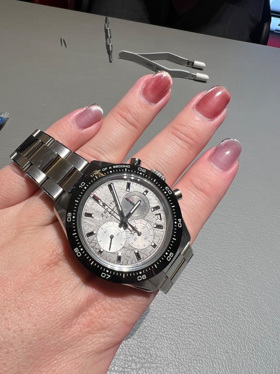 ゼニス その他 クロノマスタースポーツ　めておらい（高級時計）の商品画像 - 査定依頼日：2025年6月26日 - 最高査定価格：1,450,000円