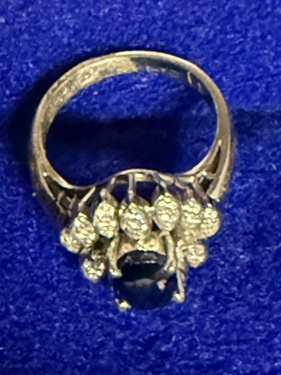 リング(サファイア、ダイヤモンド、プラチナ)保証書無し（宝石）の商品画像 - 査定依頼日：2026年3月8日 - 最高査定価格：150,000円