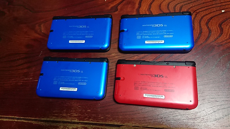 3DSLL 本体４個（ゲーム機本体・ゲームソフト）の商品画像 - 査定依頼日：2020年4月27日 - 最高査定価格：20,000円