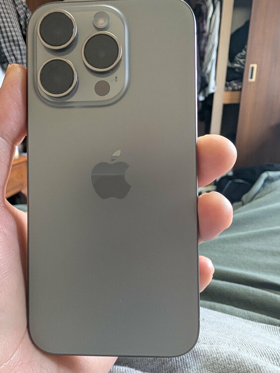 iPhone 15 Pro 512GB SIMフリー（スマホ）の商品画像 - 査定依頼日：2026年3月18日 - 最高査定価格：88,000円