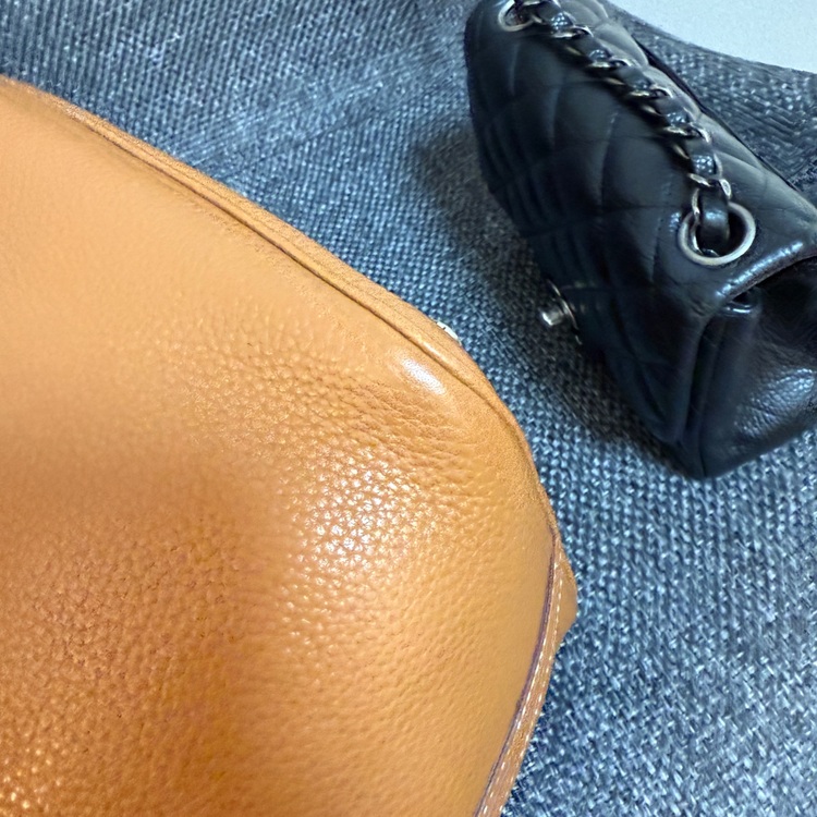 ピコタンロックmm（ブランドバッグ）の商品画像 - 査定依頼日：2025年11月7日 - 最高査定価格：300,000円