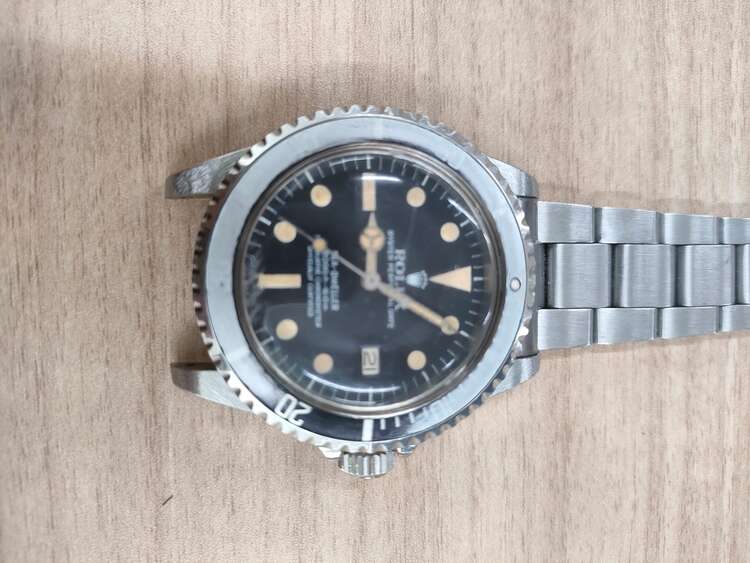 ロレックス シードゥエラー 2000ft 610m（高級時計）の商品画像 - 査定依頼日：2025年5月7日 - 最高査定価格：3,000,000円
