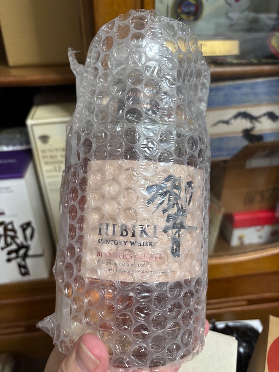 ウイスキー サントリー響（お酒）の商品画像 - 査定依頼日：2026年9月26日 - 最高査定価格：440,600円