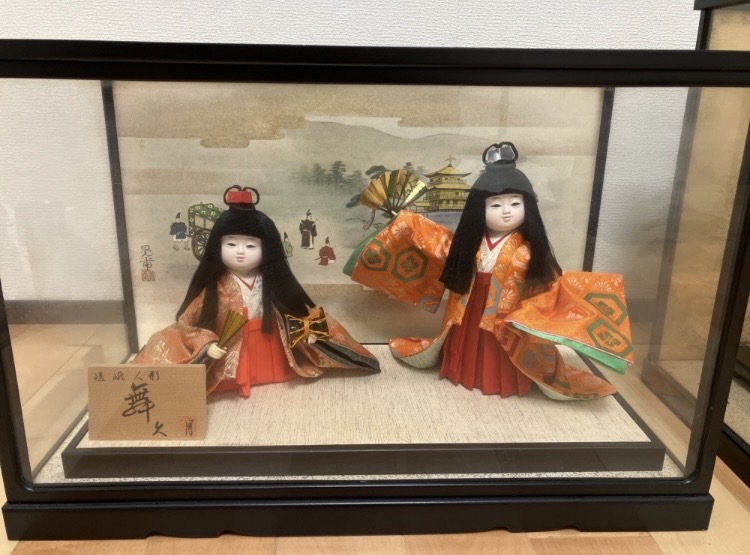 嵯峨人形 舞 久月（美術品・骨董品）の商品画像 - 査定依頼日：2026年6月24日 - 最高査定価格：3,000円