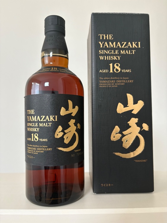 サントリー山崎18年（お酒）の商品画像 - 査定依頼日：2025年10月30日 - 最高査定価格：86,000円
