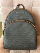 マイケルコース アビーバックパック（古着・ファッション）の商品画像 - 査定依頼日：2026年1月30日 - 最高査定価格：3,000円