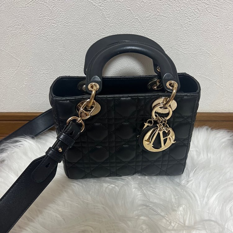 LADY DIOR MY ABCDIOR スモールバッグ（ブランドバッグ）の商品画像 - 査定依頼日：2023年8月4日 - 最高査定価格：450,000円