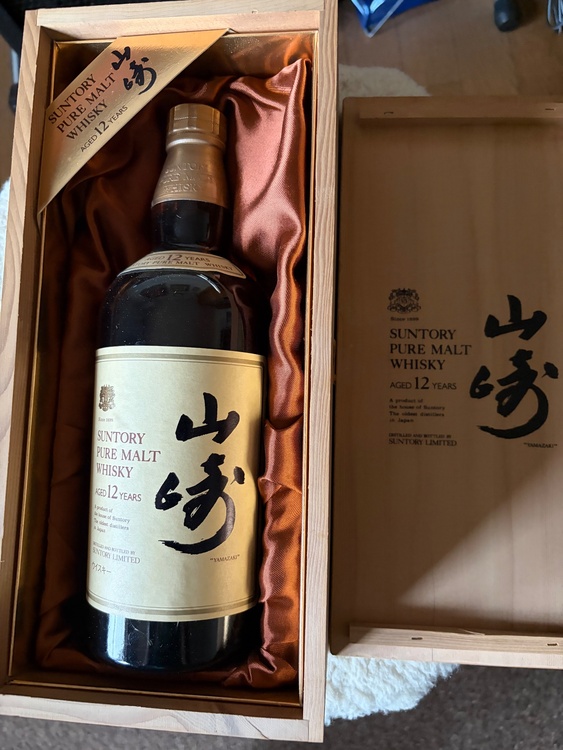 ウイスキー サントリー山崎（お酒）の商品画像 - 査定依頼日：2026年9月9日 - 最高査定価格：30,500円
