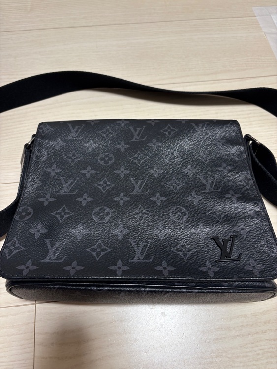 M44000（ブランドバッグ）の商品画像 - 査定依頼日：2025年7月28日 - 最高査定価格：120,000円