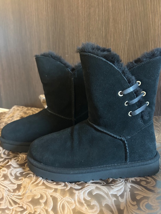 UGG Constantine ブーツ（古着・ファッション）の商品画像 - 査定依頼日：2025年9月27日 - 最高査定価格：2,000円