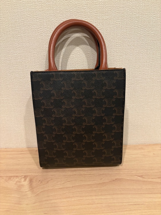 ショルダーバッグ（ブランドバッグ）の商品画像 - 査定依頼日：2025年11月9日 - 最高査定価格：72,000円