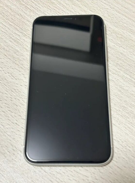 iPhoneXR 64GB docomo（スマホ）の商品画像 - 査定依頼日：2025年5月18日 - 最高査定価格：15,000円