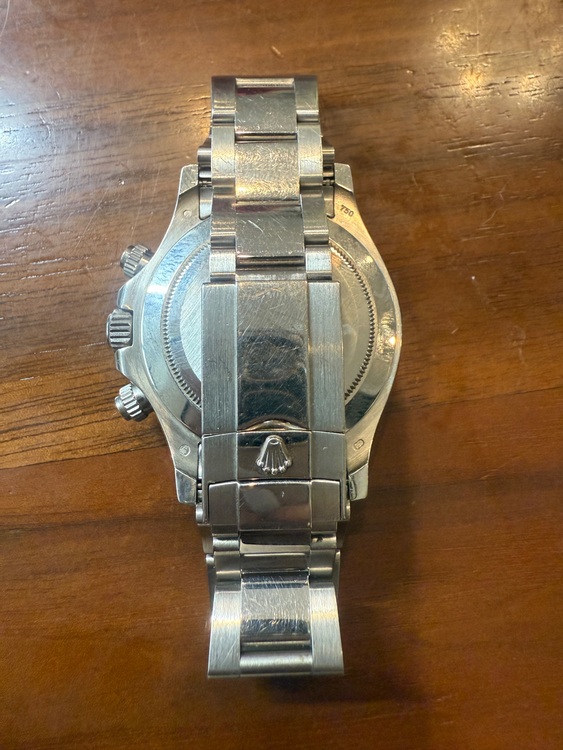 ロレックス デイトナ 116509（高級時計）の商品画像 - 査定依頼日：2025年10月14日 - 最高査定価格：7,680,000円