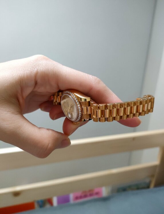 ロレックス デイトナ （高級時計）の商品画像 - 査定依頼日：2026年1月14日 - 最高査定価格：3,000,000円