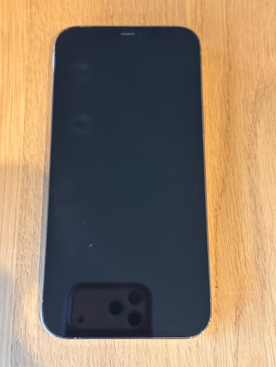 iPhone 12 Pro Max 256GB SIMフリー（スマホ）の商品画像 - 査定依頼日：2026年4月15日 - 最高査定価格：50,000円