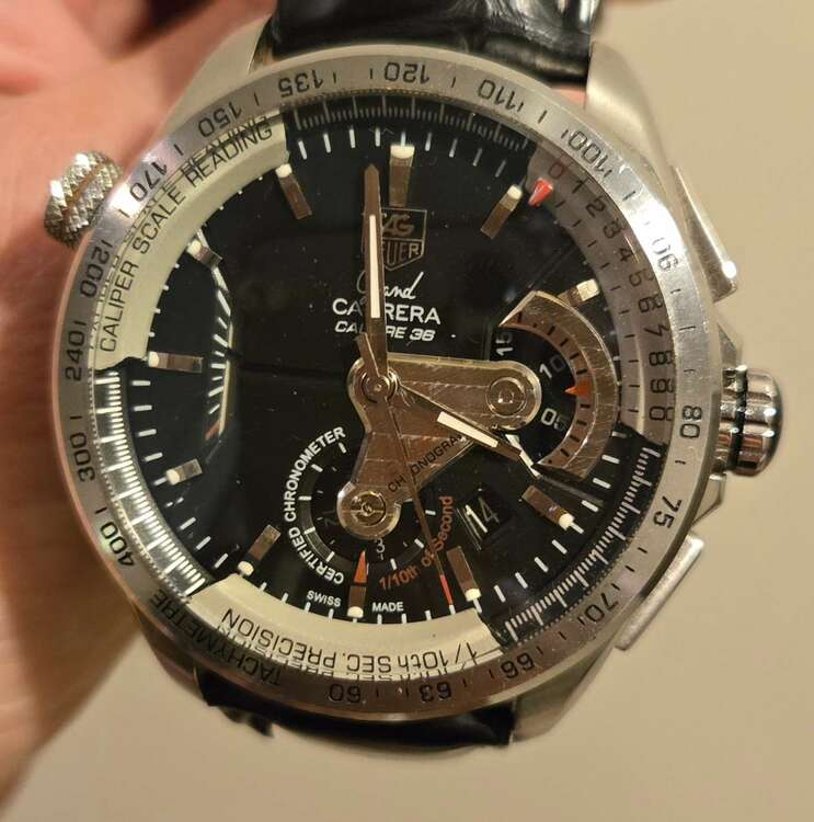 タグホイヤー カレラ （高級時計）の商品画像 - 査定依頼日：2025年5月29日 - 最高査定価格：360,000円