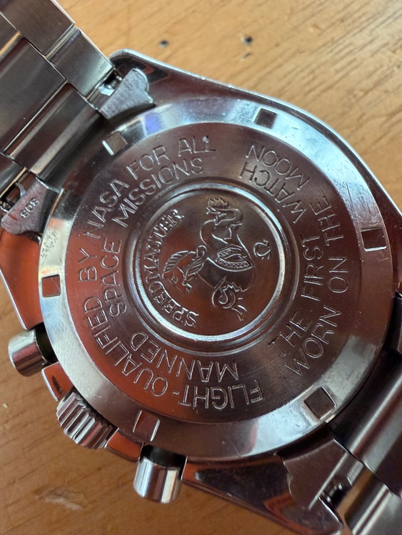 オメガ スピードマスター（高級時計）の商品画像 - 査定依頼日：2026年10月9日 - 最高査定価格：650,000円
